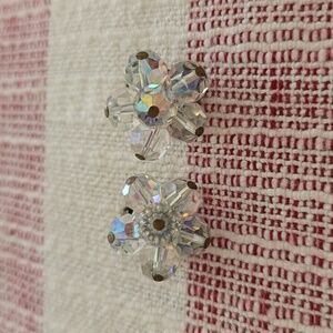 Vintage Crystal Clip-On Earrings - GUC